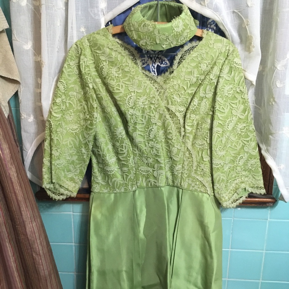 Green Dress with Matching Hat Circa 1950/1960